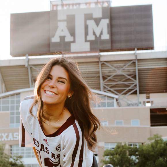 Meet your Posher, Charmaine - Picture 1 of 1